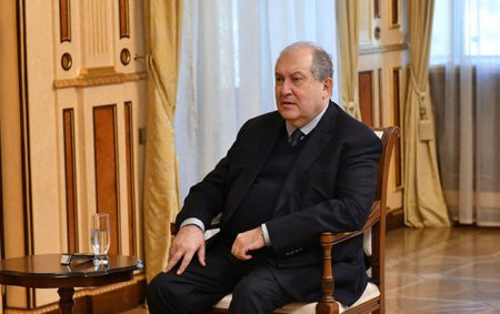 Ermənistan prezidenti Qasparyanla görüşdü